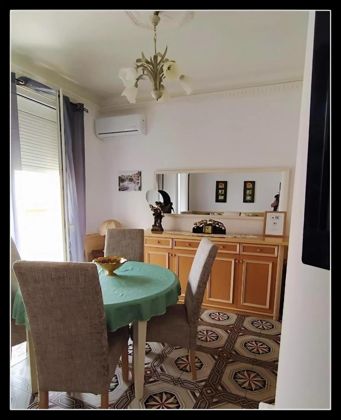 Art Déco Apartment Béziers